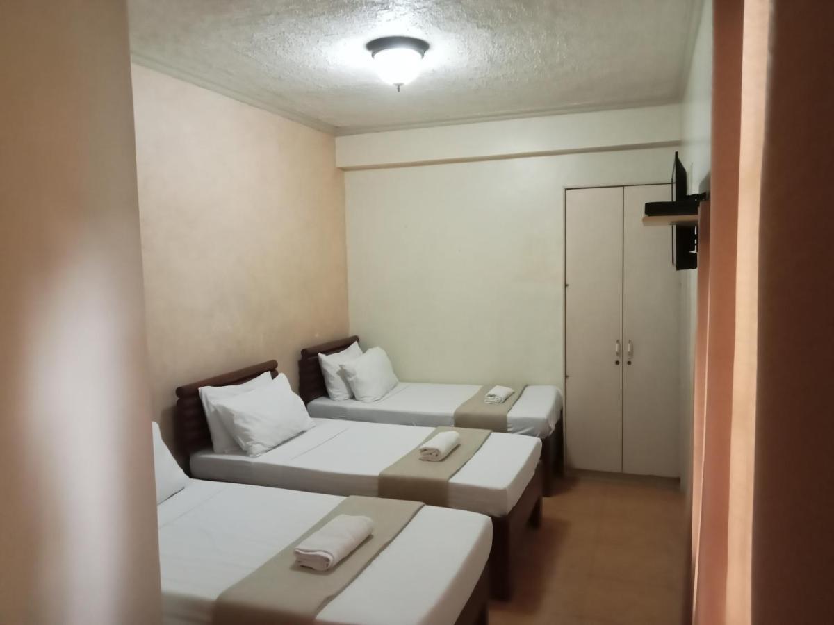 Reddoorz At Casa Marabella Villamonte Bacolod City Exterior photo