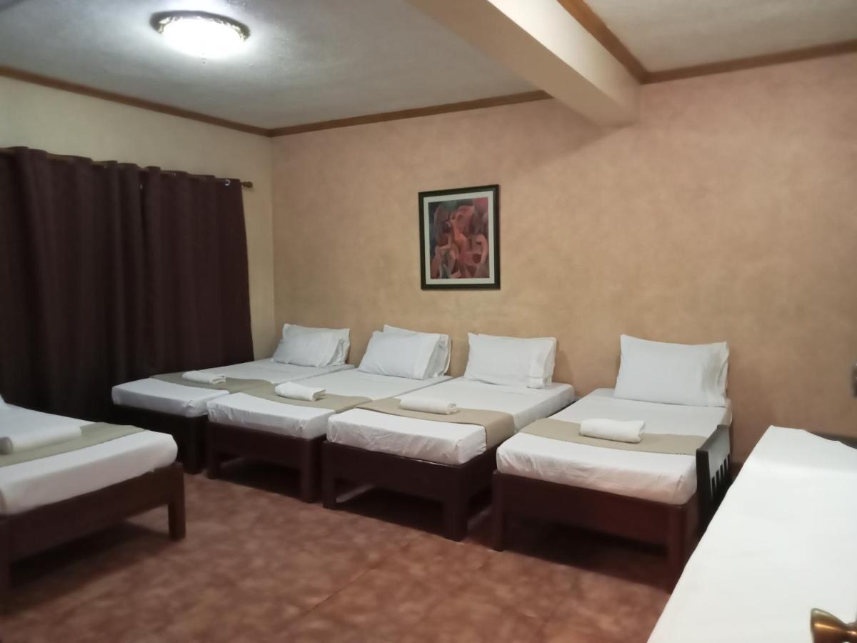 Reddoorz At Casa Marabella Villamonte Bacolod City Exterior photo
